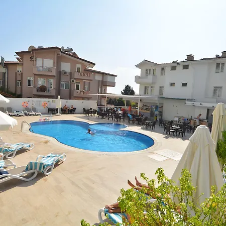 Su - Adult Only 4* Side