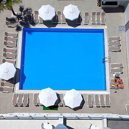 Su - Adult Only Hotel 4*