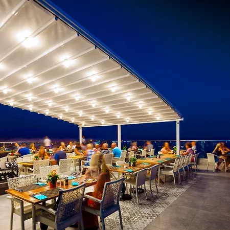 מלון Su - Adult Only