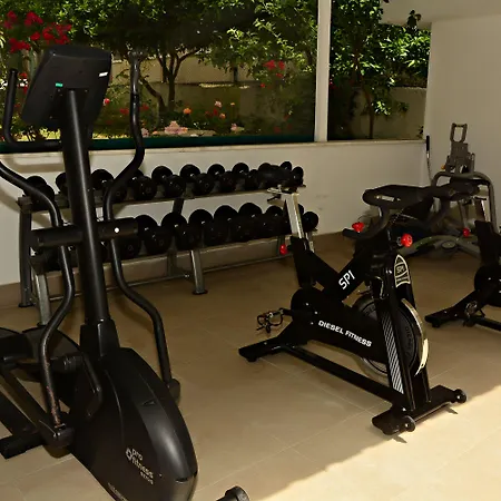 Su - Adult Only 4* סייד